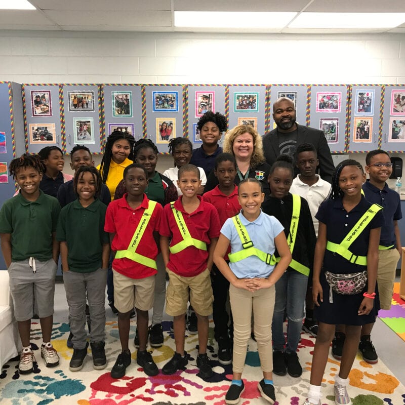 Participantes de directores ejecutivos en escuelas de 2019 en la escuela primaria Potter